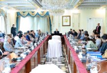 ننا کوشست آتے اٹ خراج نیٹ گیشتر، کبینی کم، روزگار ناوارخواہی و برآمدآتیٹی ودکی مس، وزیراعظم نا کابینہ دیوان اٹی گپ وتران